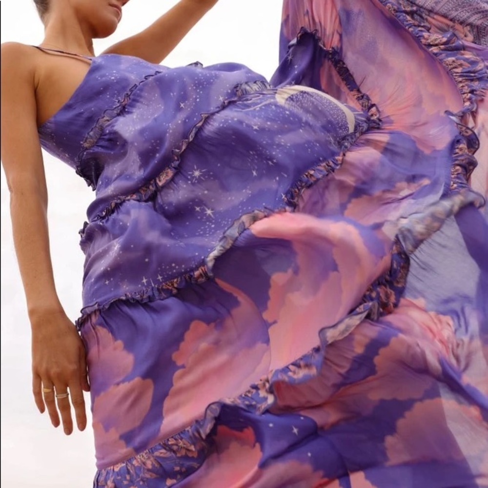 Luna Maxi Strappy - Picture 2 of 8
